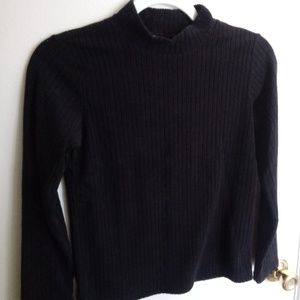 Uniqlo Black Ribbed Shirt